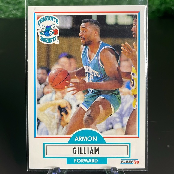 Panini Lot of 10 Charlotte Hornets Basketball 🏀 Trading Cards - Picture 6 of 10